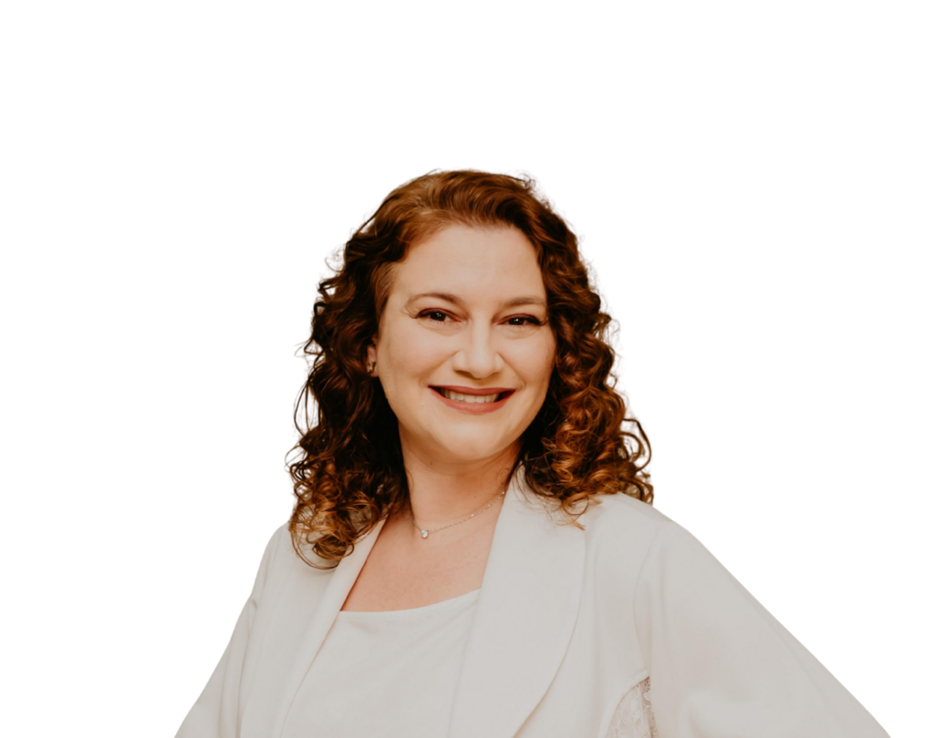 Dra. Juliana Bacalhau sorrindo, especialista em odontologia estética